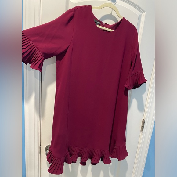 Macy’s Alfani Berry Wine Size 14 Dress with Sleeves - Picture 6 of 7